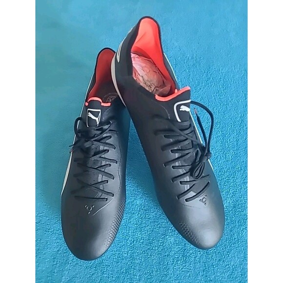 Puma KING ULTIMATE FG/AG Mens 11.5 Soccer Cleats 107563-01 Black White-Fire Orch